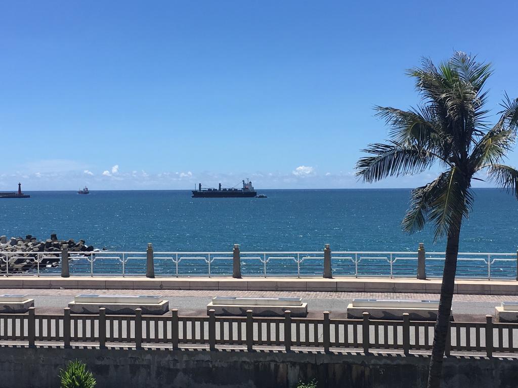 花蓮包棟-聽海說故事海景民宿-東大門夜市旁 Hualien Exterior foto