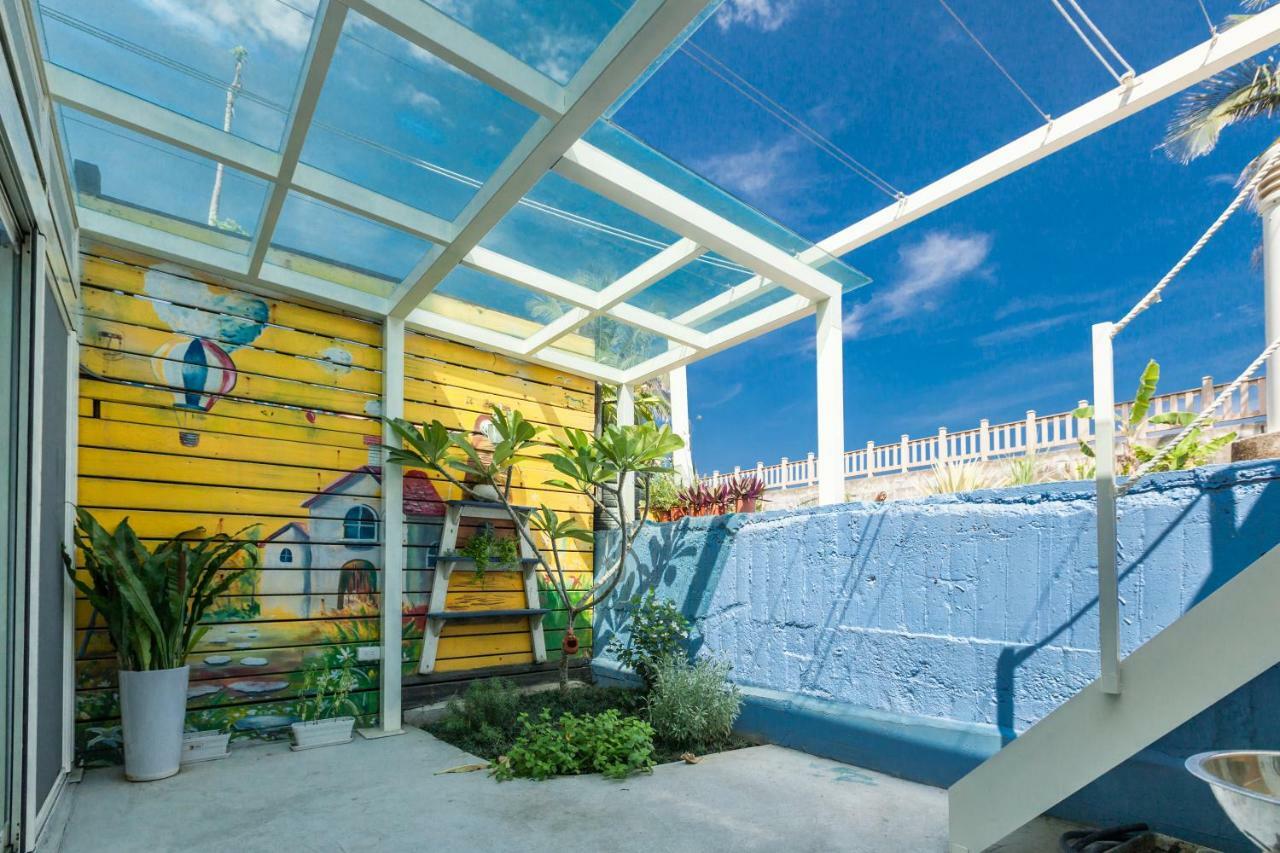 花蓮包棟-聽海說故事海景民宿-東大門夜市旁 Hualien Exterior foto